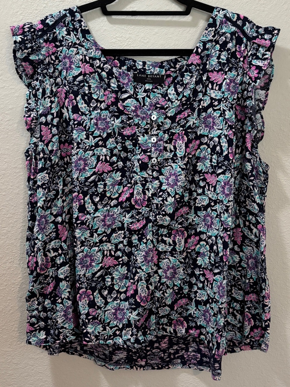Lane Bryant Floral Flutter Sleeve Button Detail Blouse Size 22/24